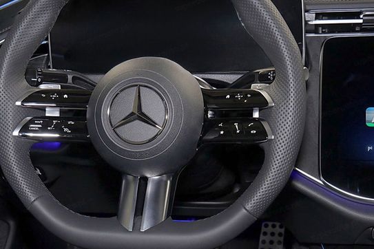 Mercedes E Klasa 220 d 4-Matic AMG