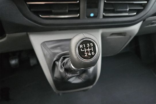 Ford Transit Custom 320 L2H1 Limited