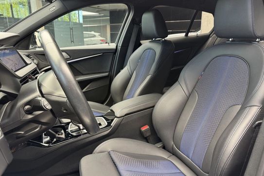 BMW Seria 1 118i M Sport aut