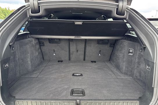 BMW Seria 5 520d xDrive mHEV sport-aut