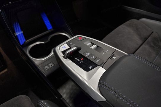 BMW iX1 eDrive20 M Sport