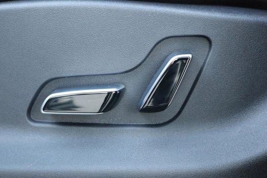 BYD Seal U DM-i  Design AWD