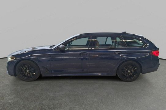 BMW Seria 5 Touring 540d xDrive M Sport