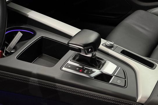Audi A4 35 TFSI S Line