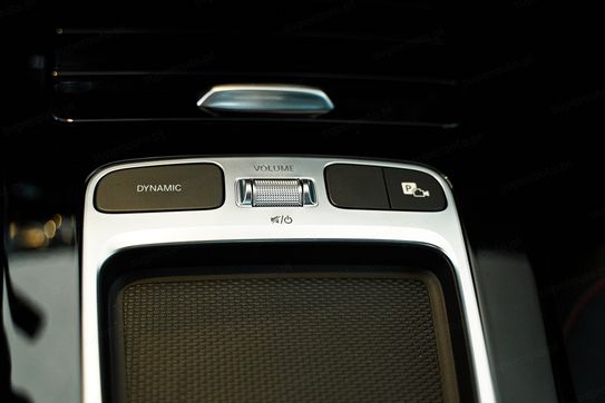 Mercedes Klasa A 250 e Saloon AMG Line