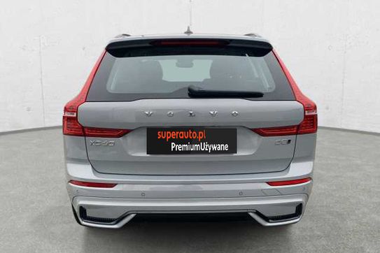 Volvo XC60 B5 B AWD Plus Dark