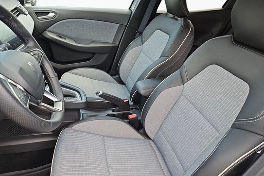 Renault Clio 1.6 E-Tech Full Hybrid Techno