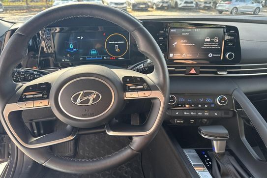 Hyundai Elantra Smart 1.6  CVT