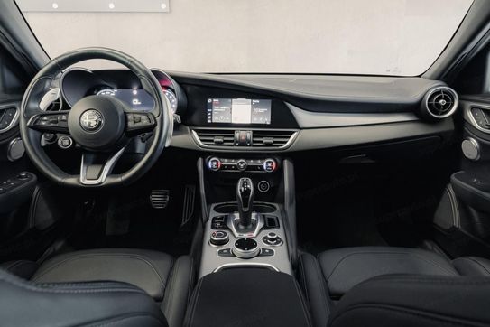 Alfa Romeo Giulia Turbo Veloce Q4