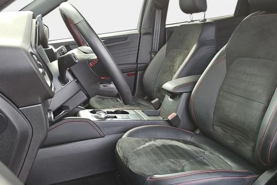 Ford Kuga 2.5 FHEV FWD ST-Line X