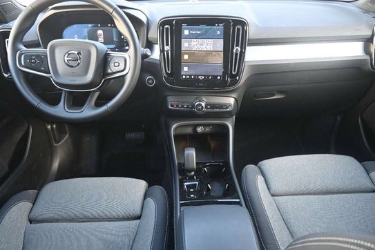 Volvo XC40 B4 Plus Dark