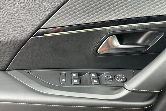 Peugeot 2008 GT 1.5 BlueHDI EAT8