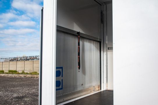 Renault Master L3 Kontener 8EP + Winda