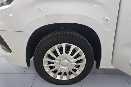 Toyota Proace City Verso Long 1.5 d-4D Business