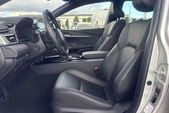 Toyota Camry 2.5 Hybrid Dynamic Force Prestige e-CVT