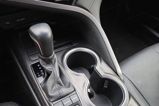 Toyota Camry 2.5 Hybrid Executive CVT