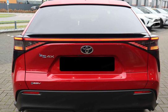 Toyota bZ4X Style EV