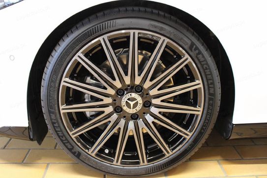 Mercedes CLA 220 4-Matic AMG Line