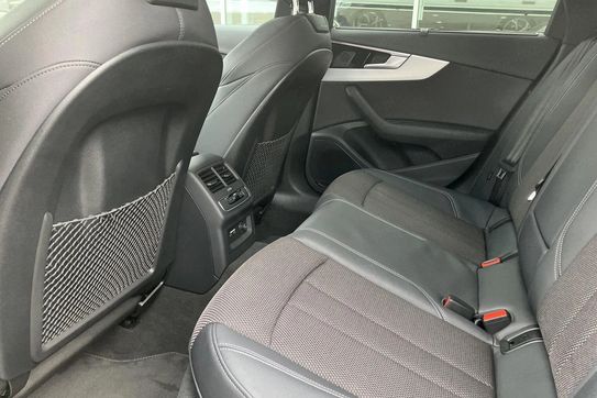 Audi A4 40 TDI mHEV Quattro S Line S tronic