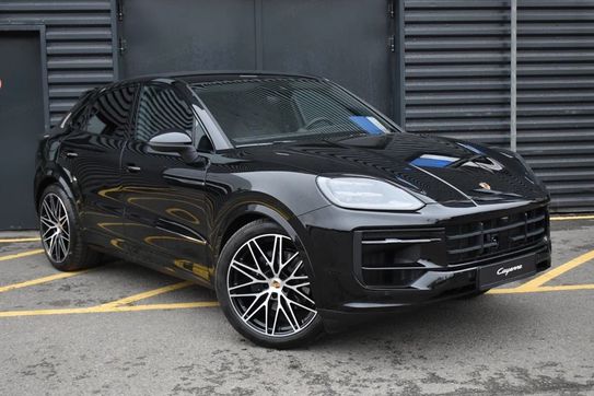 Porsche Cayenne Coupe Black Edition