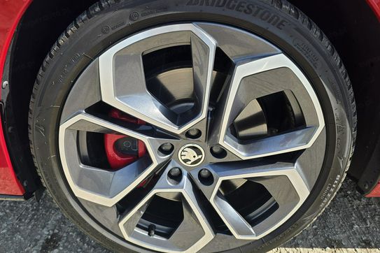 Skoda Octavia 2.0 TSI RS Challenge DSG