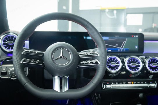 Mercedes CLA 200 AMG Line Shooting Brake