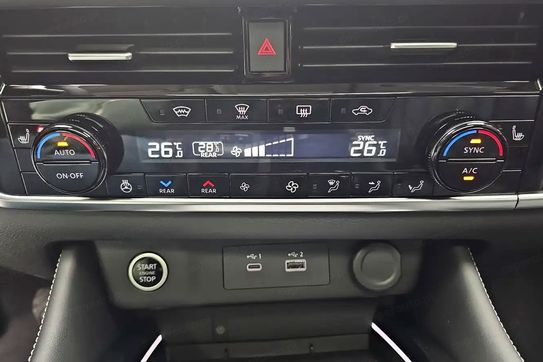 Nissan X-Trail Tekna 1.5 MCVT XTRONIC 2WD