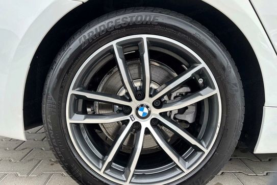 BMW Seria 5 518d M Sport