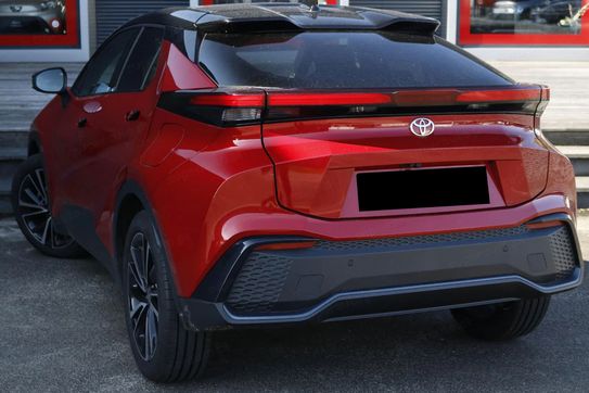 Toyota C-HR Executive 2.0 Plug-in Hybrid Dynamic Force