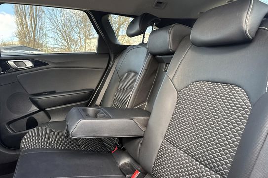 Kia Ceed Business Line 1.5 T-GDI