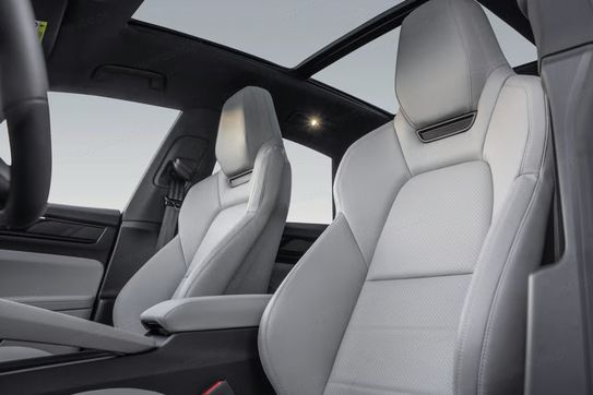 Porsche Macan 4