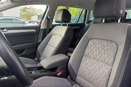 Volkswagen Passat Business 1.5 TSI EVO  DSG