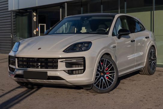 Porsche Cayenne Coupe S E-Hybrid PHEV Black Edition