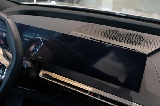 BMW iX xDrive60