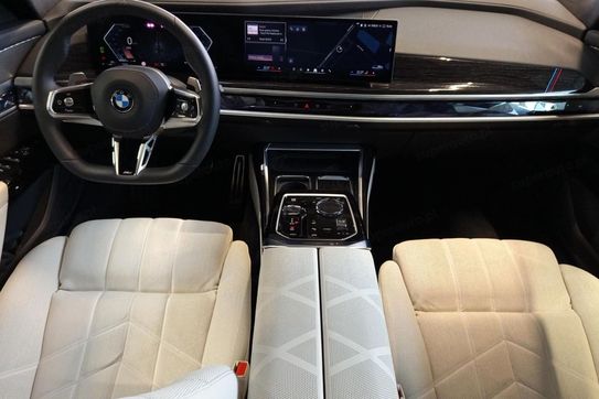 BMW Seria 7 740d xDrive mHEV M Sport sport-aut