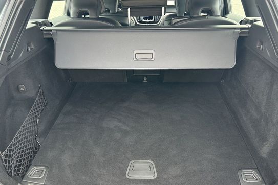 Volvo XC60 B4 D AWD R-Design