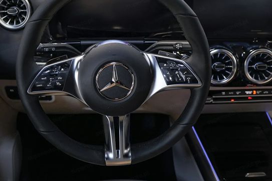 Mercedes GLA 200 Progressive