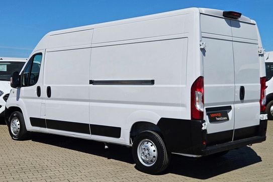 Peugeot Boxer BlueHDi L3H2