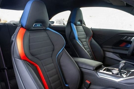 BMW Seria 2 M2