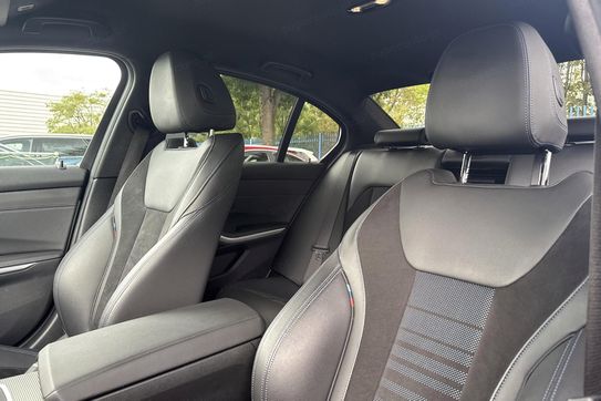 BMW Seria 3 320i xDrive M Sport