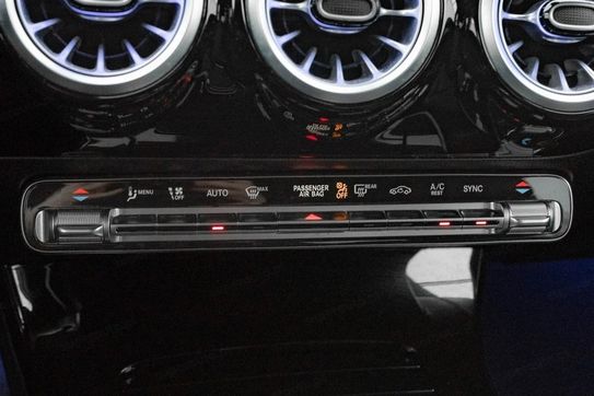 Mercedes Klasa A A 200 d 4-Matic Progressive 8G-DCT