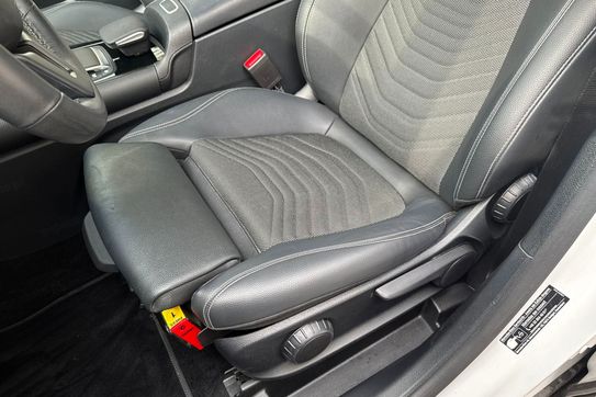 Mercedes GLB 200