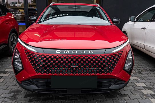 Omoda 5 1.5 T-GDI Hybrid Premium DHT
