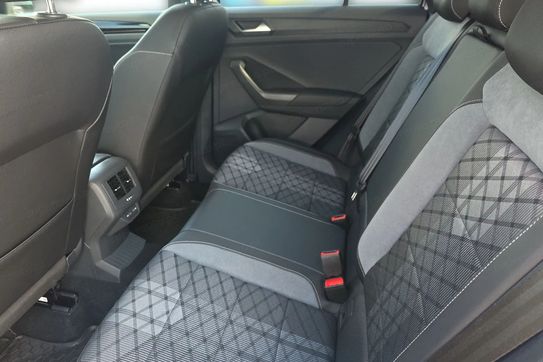 Volkswagen T-ROC 1.5 Tsi r-Line Dsg