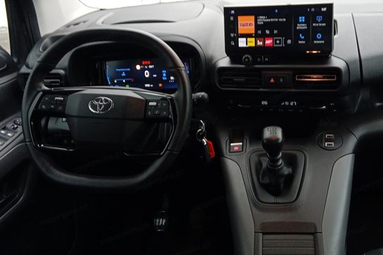 Toyota Proace City Verso 1.5 D-4D Family