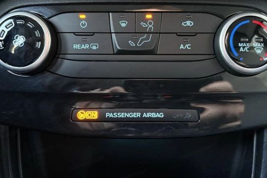 Ford Puma 1.0 EcoBoost Titanium