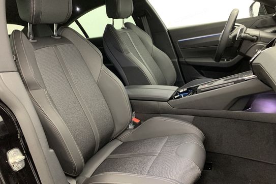 Peugeot 508 ALLURE 1.6 Hybrid e-EAT8