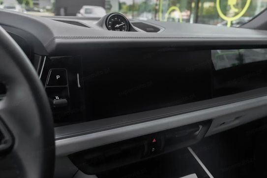 Porsche Cayenne E-Hybrid Black Edition