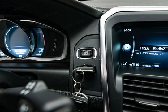 Volvo XC60 D4  Summum