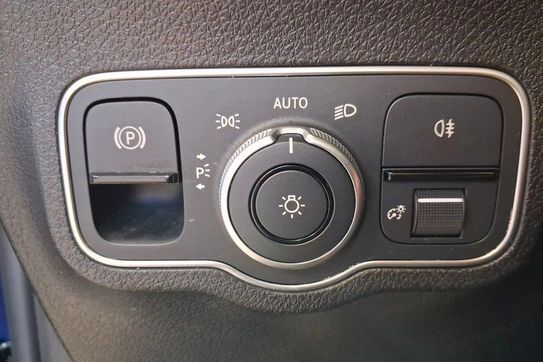 Mercedes GLB 200 7G-DCT